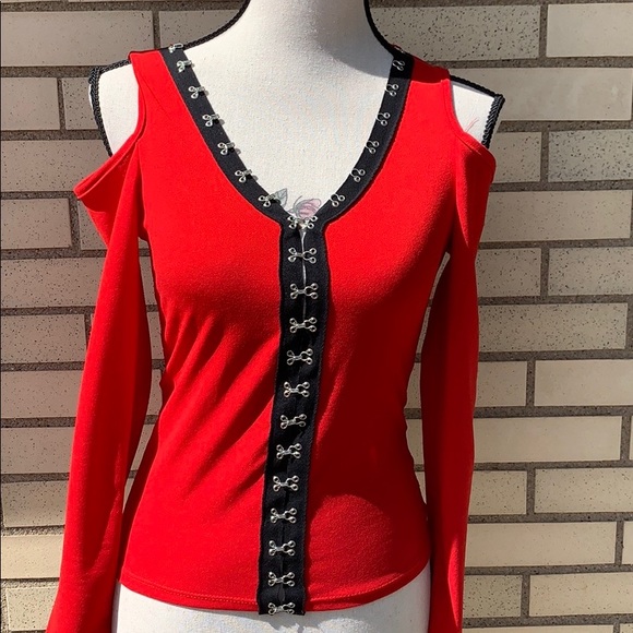 Red Cold Shoulder With Black Trim Eye Hook Closure Front Top - Picture 4 of 8